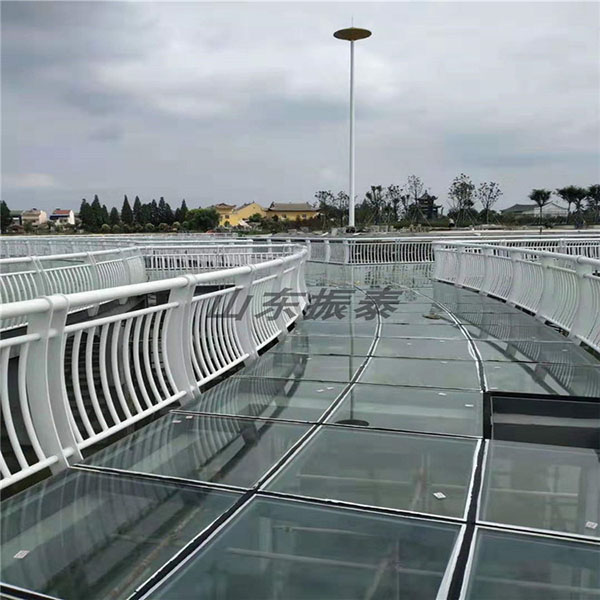 公路橋梁護(hù)欄